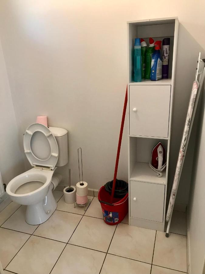 לה מאנש Agreable Maison Proche Gare Avec Parking Gratuit מראה חיצוני תמונה